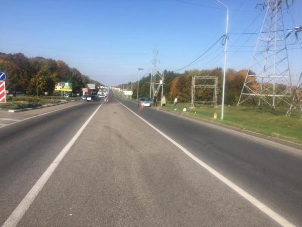На объездной дороге вблизи Пятигорска в столкновении двух легковушек пострадала женщина